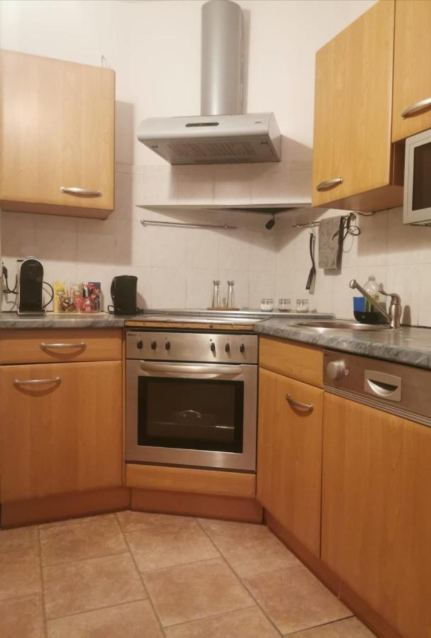 Beautiful, Spacious And Cheap Διαμέρισμα Βιέννη Εξωτερικό φωτογραφία